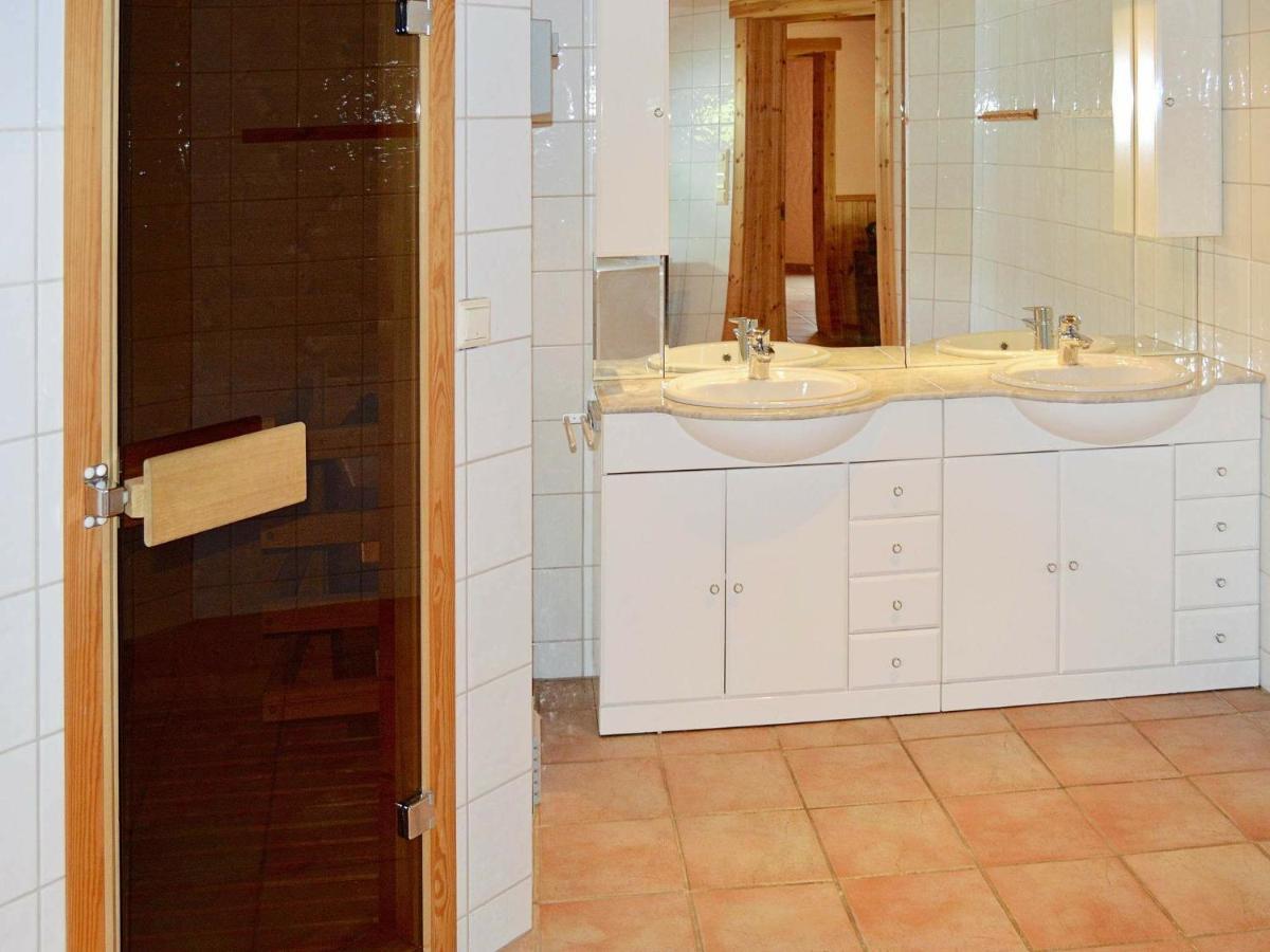 Holiday Home Hovik Rod  Экстерьер фото