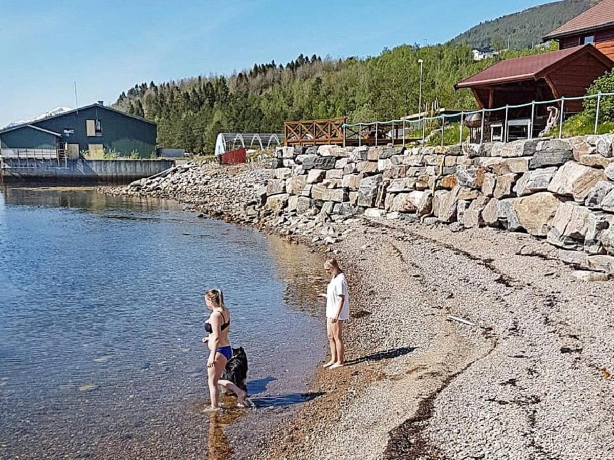 Holiday Home Hovik Rod  Экстерьер фото