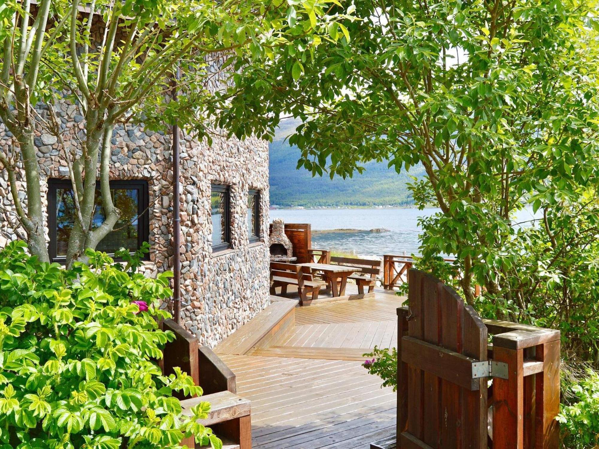 Holiday Home Hovik Rod  Экстерьер фото