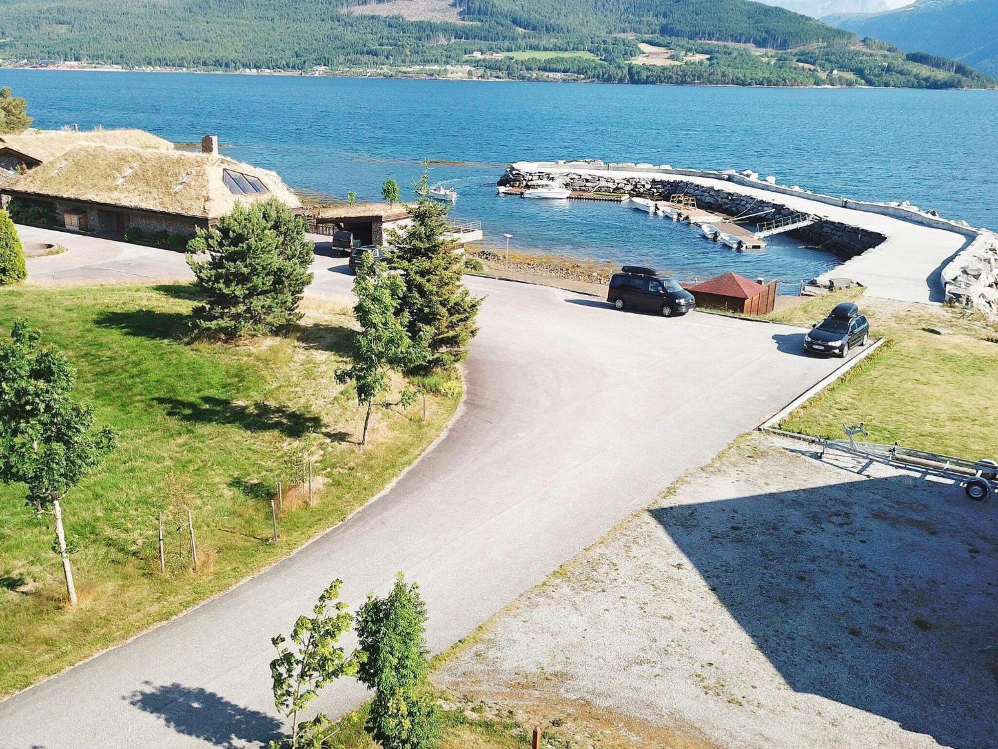 Holiday Home Hovik Rod  Экстерьер фото